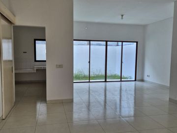 Rumah Siap Huni di Jakarta Garden City, LT 148 m², 3+1 KT, SHM, Harga Rp2,5 M Nego