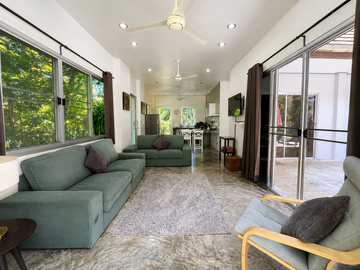 Private Estate with 3 Pool Villas for Long-Term Rent in Krabi