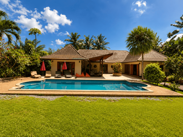 Private Estate with 3 Pool Villas for Long-Term Rent in Krabi