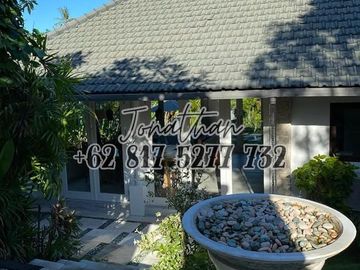 VILLA FREEHOLD 1 LANTAI LAHAN LUAS 5,75 ARE DI UMALAS KLECUNG ANGGREK RESIDENCE