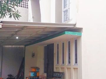 DIJUAL HARGA MIRING DI NEGO SAMPAI DEAL SAJA! RUMAH OLEASTER GADING SERPONG SEMI FURNISHED