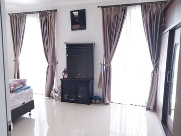 DIJUAL HARGA MIRING DI NEGO SAMPAI DEAL SAJA! RUMAH OLEASTER GADING SERPONG SEMI FURNISHED