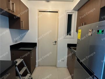 1 Bedroom Unit For Sale in Red Oak at Two Serendra
