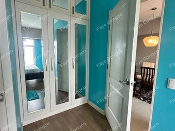 1 Bedroom Unit For Sale in Red Oak at Two Serendra
