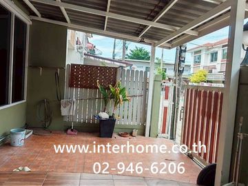 Two-story townhome, 17.8 sq.wah, Novo Ville Tiwanon-Pathum Thani, Soi Thamsuthee, Pathum Thani Inner Road, Mueang Pathum Thani, Pathum Thani.