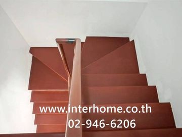 Two-story townhome, 17.8 sq.wah, Novo Ville Tiwanon-Pathum Thani, Soi Thamsuthee, Pathum Thani Inner Road, Mueang Pathum Thani, Pathum Thani.