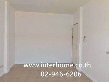 Two-story townhome, 17.8 sq.wah, Novo Ville Tiwanon-Pathum Thani, Soi Thamsuthee, Pathum Thani Inner Road, Mueang Pathum Thani, Pathum Thani.