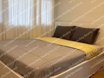 For Lease/Rent One(1) Bedroom corner unit  with balcony  near High Street_ Verve Residences  BGC, Taguig