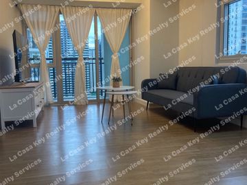 For Lease/Rent One(1) Bedroom corner unit  with balcony  near High Street_ Verve Residences  BGC, Taguig