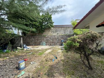 Dijual Rumah Strategis - Darmo Permai Timur Surabaya