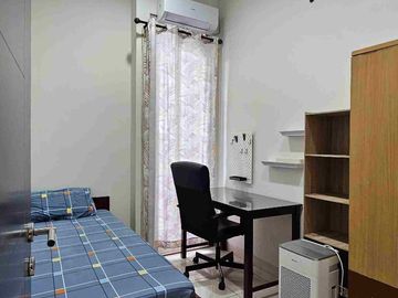 Rumah Sewa Furnished Bagus Dekat UMN Summarecon Serpong