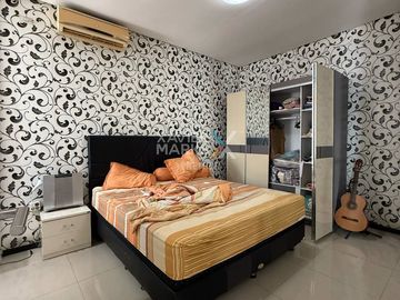 Dijual Rumah Modern Semi Furnish di Perumahan Istana Dieng, Kota Malang