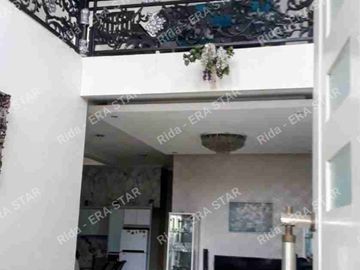 Rumah Bagus Luas siap Huni dalam perumahan jalan 2 mobil di Rawamangun Jakarta Timur