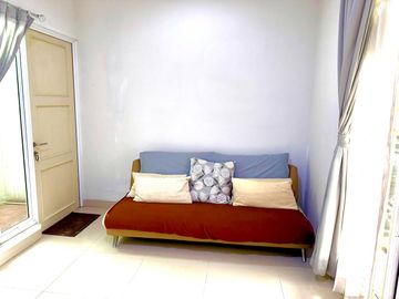 No Cobroke. Dijual Rumah Full Furnished di Cluster Malibu, Gading Serpong