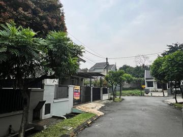 Rumah Terawat Komplek Kemang Pratama Pekayon Kota Bekasi