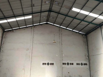 Gudang di Komplek Pergudangan Sinar Buduran Sidoarjo