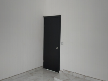 CASA DE ENTREGA INMEDIATA EN AV. DE LAS TORRES, ESQ. CALLE CAPIRE, APATZINGAN, HDA. DE PALMAR, MICHOACAN