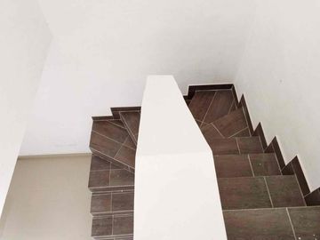 Casa en Venta en Galerías de Camino Real nueva a estrenar
