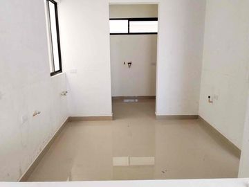 Casa en Venta en Galerías de Camino Real nueva a estrenar
