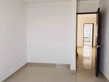 Casa en Venta en Galerías de Camino Real nueva a estrenar