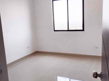 Casa en Venta en Galerías de Camino Real nueva a estrenar