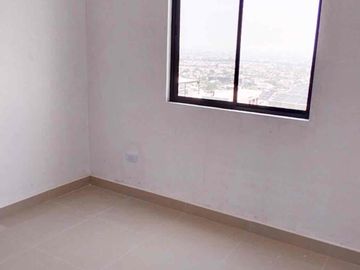 Casa en Venta en Galerías de Camino Real nueva a estrenar