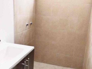 Casa en Venta en Galerías de Camino Real nueva a estrenar