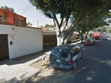 AMPLIA CASA EN VENTA EN CTO. BAHAMAS, LOMAS ESTRELLA 1ERA SECC