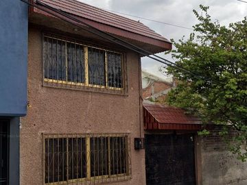 CASA EN VENTA EN C. GRAL. JUAN ENRIQUEZ, IZTAPALAPA