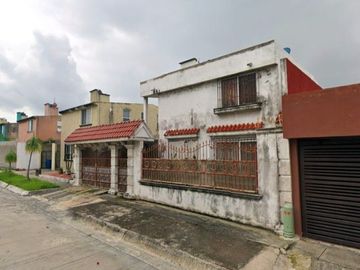 LINDA CASA EN COLONIA 18 DE MARZO EN CDAD MADERO TAMAULIPAS