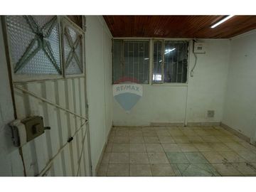 VENDO CASA EN SAN CRISTOBAL - LIBERTADORES