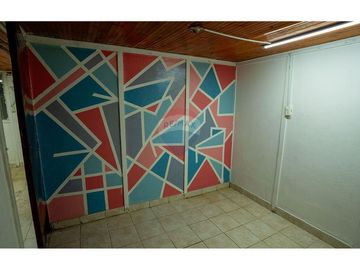 VENDO CASA EN SAN CRISTOBAL - LIBERTADORES