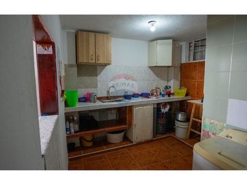 VENDO CASA EN SAN CRISTOBAL - LIBERTADORES