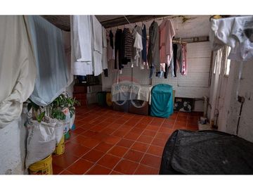 VENDO CASA EN SAN CRISTOBAL - LIBERTADORES