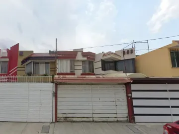 ¡Duplica tu Inversión! Casa Adjudicada en San Martín