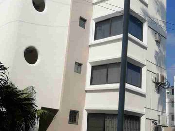 DEPARTAMENTO AMUEBLADO DE 3 RECÁMARAS, CLIMATIZADO Y CON EMBARCADERO, A MEDIA CUADRA DEL ZÓCALO DE BOCA DEL RÍO, VERACRUZ.