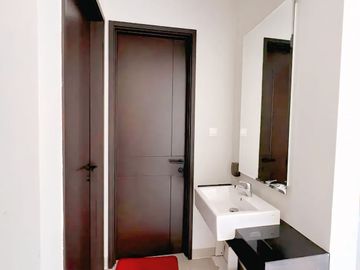 Rumah Premium Furnished Siap Huni di Flora Summarecon Bandung