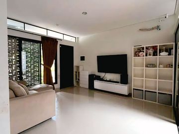Rumah Premium Furnished Siap Huni di Flora Summarecon Bandung