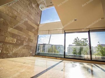 Casa en venta en privada Lomas del Pedregal, SLP
