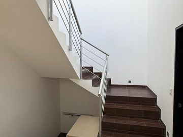 Casa en Renta en La Cima, Zapopan, Jalisco Coto Privado