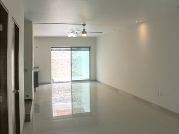 Casa en Renta en La Cima, Zapopan, Jalisco Coto Privado