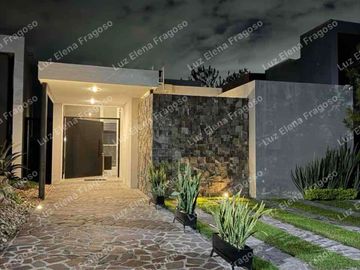 casa de una planta en renta la campiña del bosque