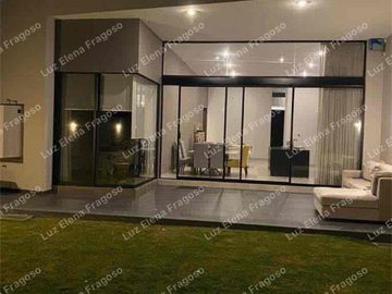 casa de una planta en renta la campiña del bosque