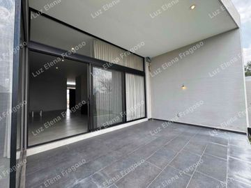 casa de una planta en renta