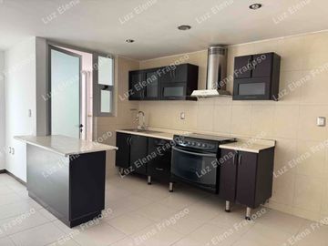 casa en venta Villa contemporánea Hilario Medina