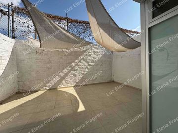 casa en venta Villa contemporánea Hilario Medina