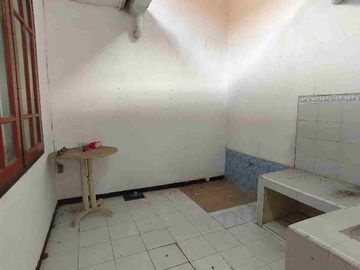 Termurah Rumah Pakuwon City 1 Lantai Bagus Terawat. Surabaya Timur.