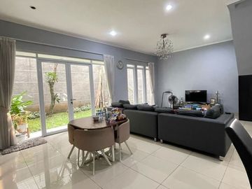 Rumah mewah 2 lantai dalam cluster batununggal indah bandung kota