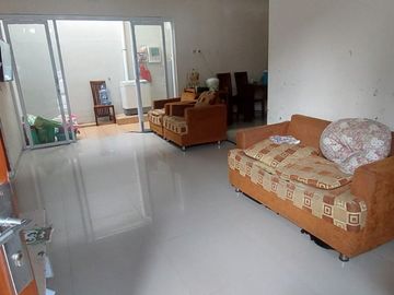 Rumah Minimalis Modern Siap Huni Hadap Selatan di Perum Podomoro Residence Mayang Gatak Sukoharjo