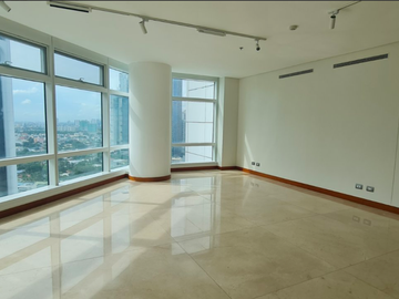 3 bedroom unit for rent at Two Roxas Triangle